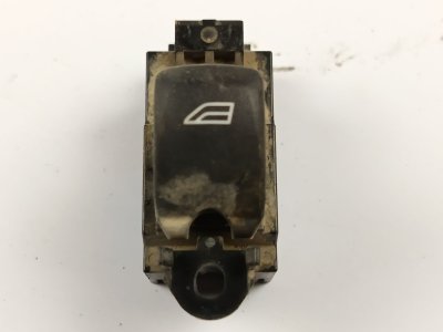 MANDO ELEVALUNAS TRASERO DERECHO de 2.2 TD4 4x4 