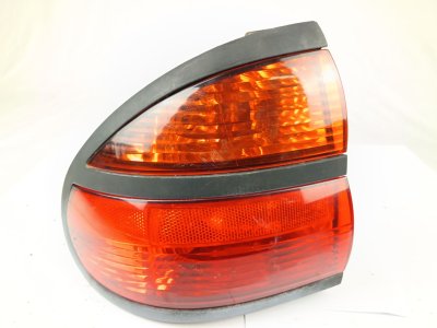 PILOTO TRASERO IZQUIERDO