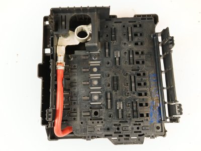 CAJA RELES / FUSIBLES