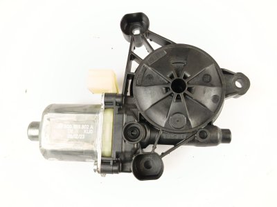 MOTOR ELEVALUNAS DELANTERO IZQUIERDO