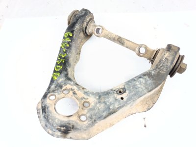 BRAZO SUSPENSION SUPERIOR DELANTERO DERECHO