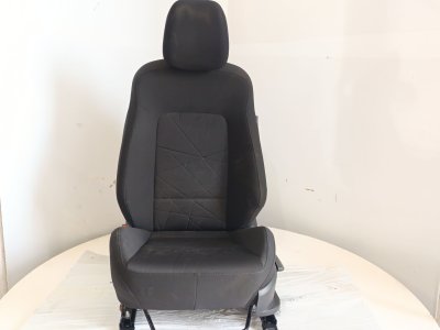 ASIENTO DELANTERO IZQUIERDO