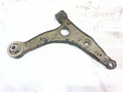 BRAZO SUSPENSION INFERIOR DELANTERO DERECHO