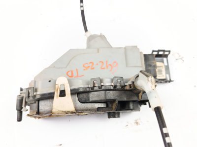 CERRADURA PUERTA TRASERA DERECHA