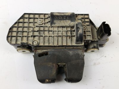 CERRADURA MALETERO / PORTON