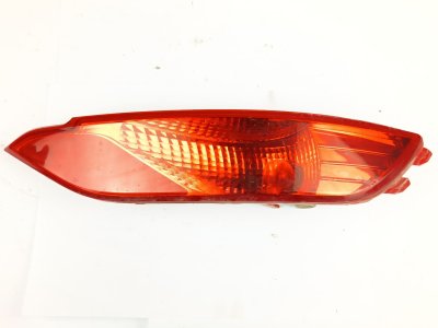 PILOTO TRASERO DERECHO PARAGOLPES