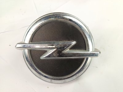 pulsador-maletero-porton de 1.4 Turbo (35) 