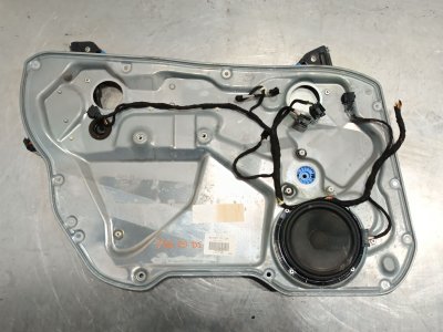 ELEVALUNAS DELANTERO IZQUIERDO