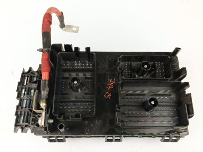 CAJA RELES / FUSIBLES de 1.6 CDTi (68) 