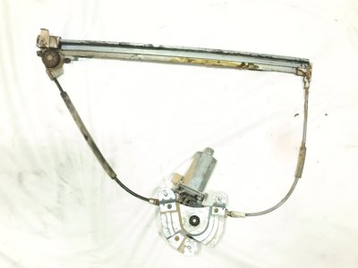 ELEVALUNAS DELANTERO IZQUIERDO