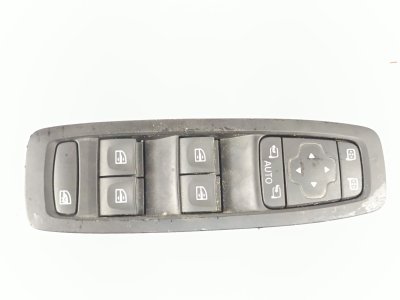 MANDO ELEVALUNAS DELANTERO IZQUIERDO  de 1.5 dCi 110 