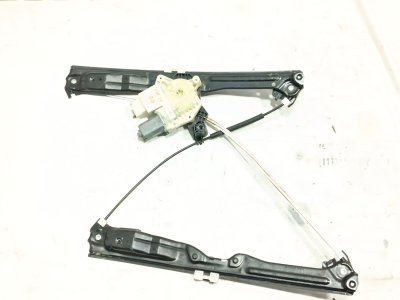 ELEVALUNAS DELANTERO DERECHO