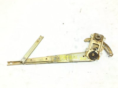 ELEVALUNAS DELANTERO IZQUIERDO