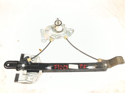 ELEVALUNAS TRASERO IZQUIERDO