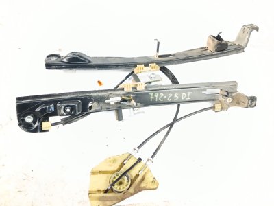 ELEVALUNAS DELANTERO IZQUIERDO