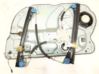 ELEVALUNAS DELANTERO IZQUIERDO