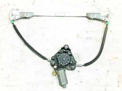 ELEVALUNAS DELANTERO DERECHO