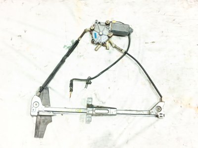 ELEVALUNAS DELANTERO IZQUIERDO