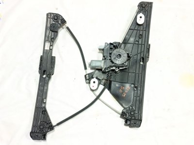 ELEVALUNAS DELANTERO DERECHO