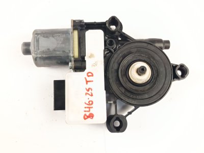 MOTOR ELEVALUNAS TRASERO DERECHO