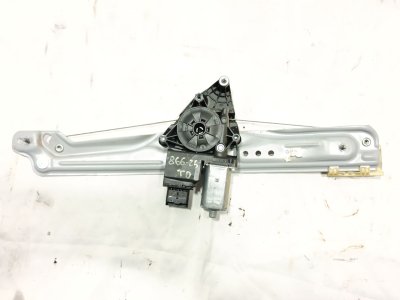 ELEVALUNAS TRASERO DERECHO