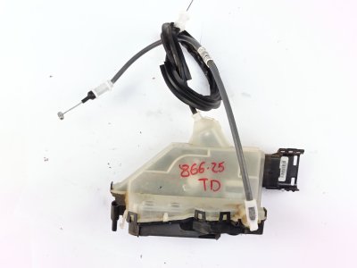 CERRADURA PUERTA TRASERA DERECHA