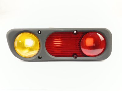 PILOTO TRASERO IZQUIERDO PARAGOLPES