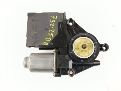 MOTOR ELEVALUNAS DELANTERO DERECHO de 1.9 TDI 