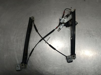 ELEVALUNAS DELANTERO IZQUIERDO