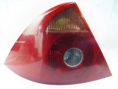 PILOTO TRASERO IZQUIERDO