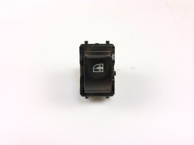 MANDO ELEVALUNAS DELANTERO DERECHO de 1.5 dCi 