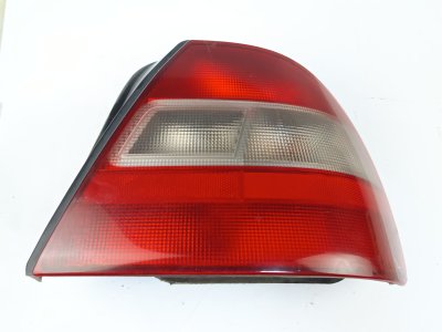 PILOTO TRASERO DERECHO