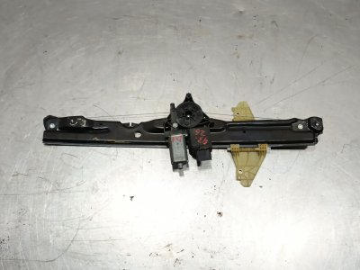 ELEVALUNAS DELANTERO IZQUIERDO