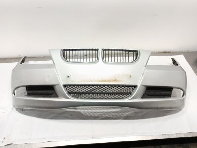 PARAGOLPES DELANTERO