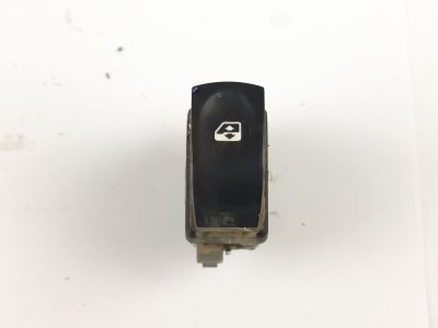 mando-elevalunas-delantero-derecho de 1.5 dCi (CN0E) 