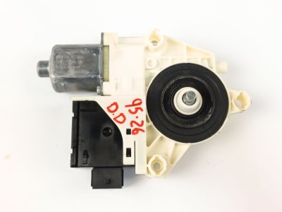 MOTOR ELEVALUNAS DELANTERO DERECHO