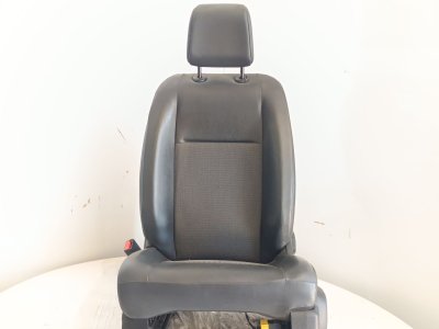 ASIENTO DELANTERO IZQUIERDO