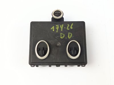 centralita-puerta-delantera-derecha de 2.0 TDI 