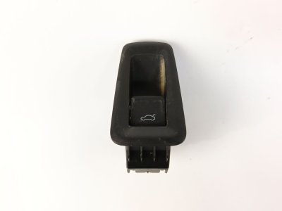 PULSADOR MALETERO / PORTON