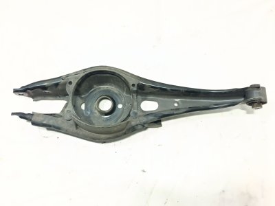 BRAZO SUSPENSION INFERIOR TRASERO DERECHO
