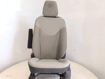 ASIENTO DELANTERO IZQUIERDO