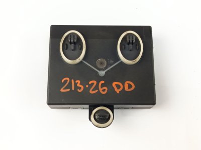 CENTRALITA PUERTA DELANTERA DERECHA