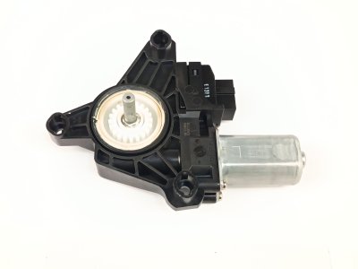 MOTOR ELEVALUNAS TRASERO DERECHO