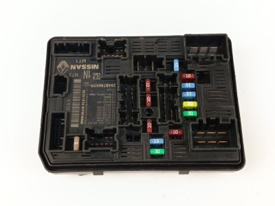 caja-reles-fusibles de TCe 140 