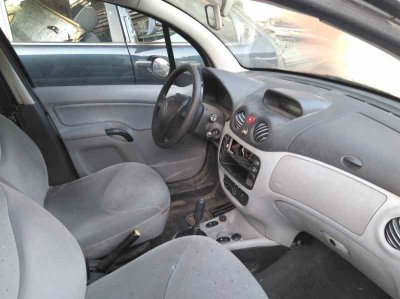 PANTALLA INTERIOR RENAULT TRAFIC CAJA CERRADA (AB 4.01) Doble cabina L1H1 2,7t