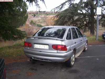 PILOTO TRASERO IZQUIERDO de FORD ESCORT BERL/TURNIER   095  000 