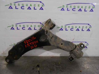 BRAZO SUSPENSION INFERIOR DELANTERO DERECHO FORD FOCUS BERLINA (CAK) Ambiente