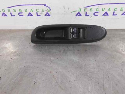 BOTON ELEVALUNAS IZQUIERDO RENAULT CLIO II FASE II (B/CB0) Generique