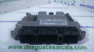 CENTRALITA MOTOR UCE RENAULT TRAFIC COMBI (AB 4.01) 6 - plazas, acristalado parcial, combi corto