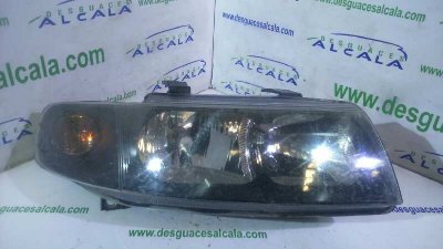 FARO DERECHO SEAT TOLEDO (1M2) Select